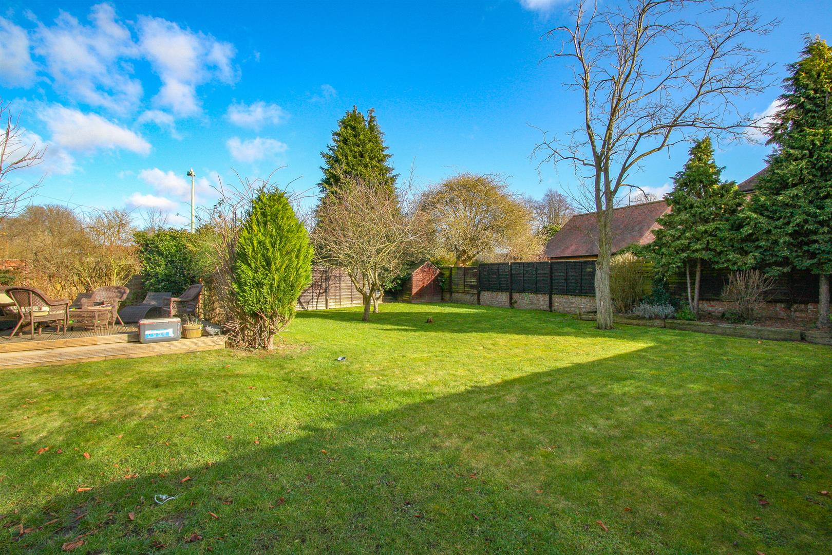 Duchess Drive, Newmarket Whatley Lane Properties